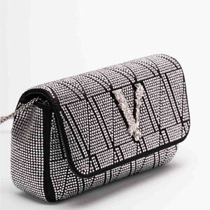 V-Embellished Silver Crystal Evening Bag
